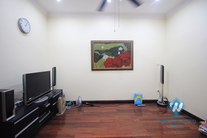 Lovely and cosy 4 bedrooms house for lease in Ciputra Compound